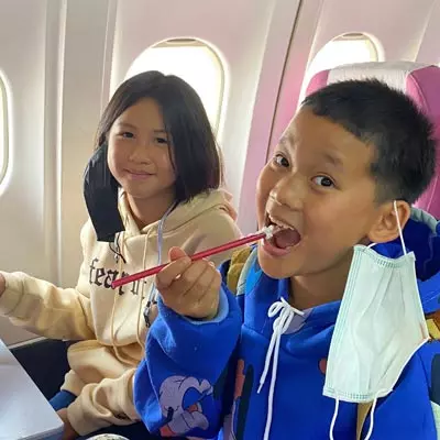 Kinderdorf Thailand, Ausflug ins Flugzeugcafé